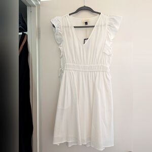 Universal Thread NWT White, Flutter sleeve sundress